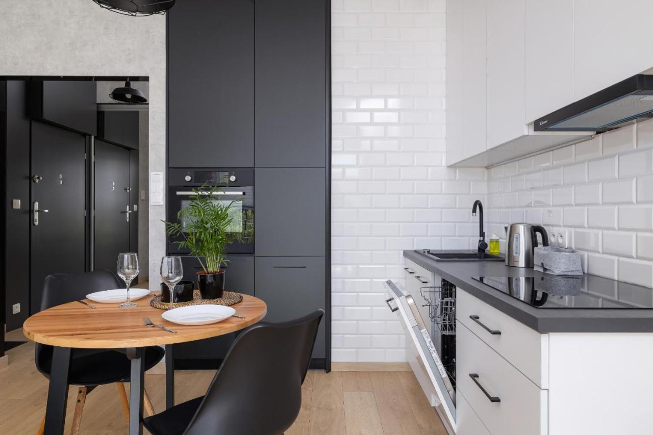 Krakow Studio With Parking & Terrace Near Zalew Bagry By Renters Prestige Cracóvia Exterior foto