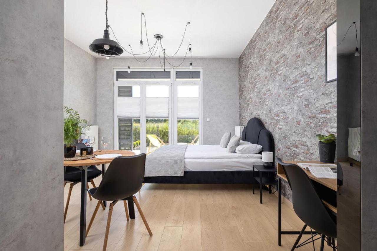 Krakow Studio With Parking & Terrace Near Zalew Bagry By Renters Prestige Cracóvia Exterior foto