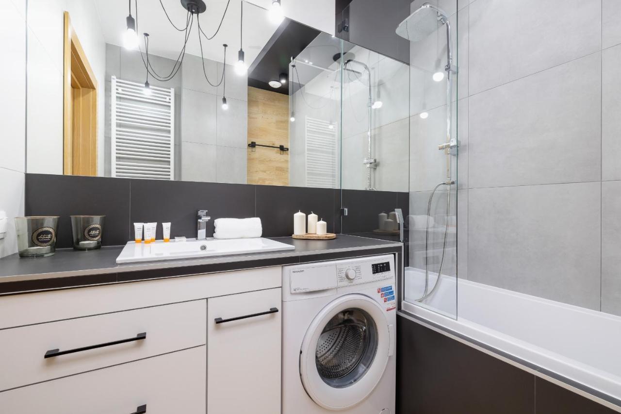 Krakow Studio With Parking & Terrace Near Zalew Bagry By Renters Prestige Cracóvia Exterior foto